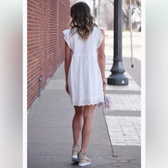 Pink Lily Ruffle Lace Romper Dress White Size Small - Picture 2 of 10